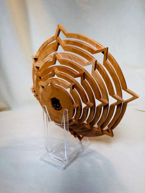 "Point" Lattice Bowl