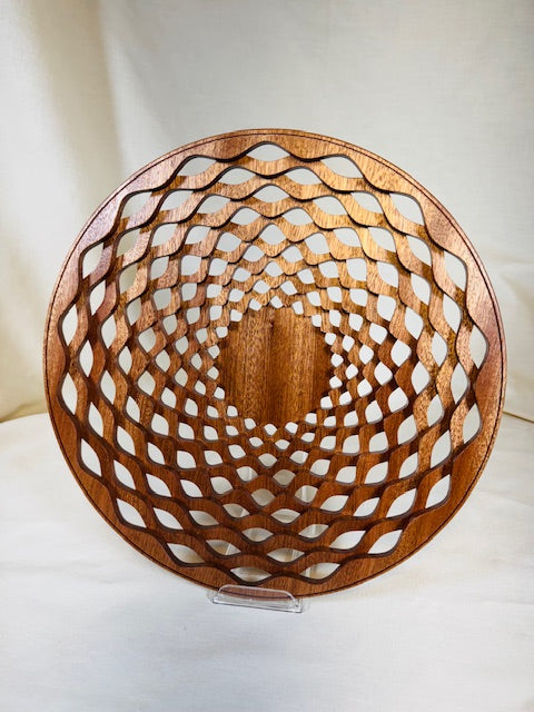 Grooved round top Lattice Bowl