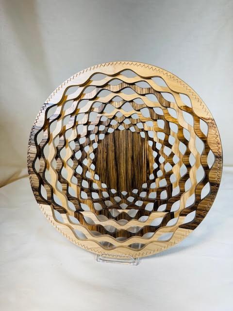 Etched Round Top Lattice Bowl